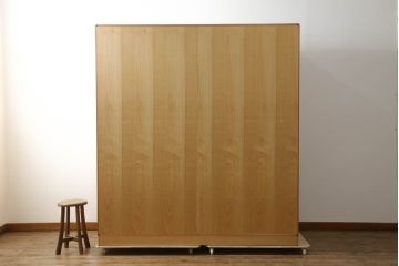 中古　高級品!!　松創(マツソウ)　木匠　稲垣練三郎作　明るい木の色味が空間を彩るワードローブ(洋服タンス、衣裳箪笥、収納棚)(定価約180万円)(R-075584)