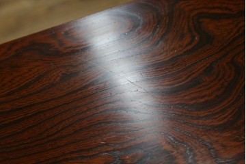 中古　岩谷堂箪笥　力強い木目と重厚感のある金具が目を引くチェスト　(R-075586)