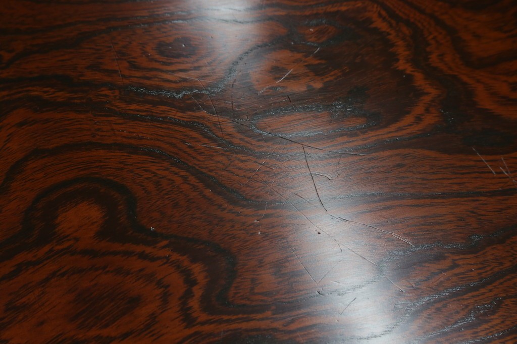 中古　岩谷堂箪笥　力強い木目と重厚感のある金具が目を引くチェスト　(R-075586)