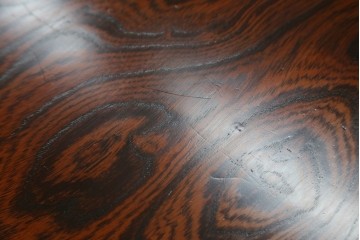 中古　岩谷堂箪笥　力強い木目と重厚感のある金具が目を引くチェスト　(R-075586)