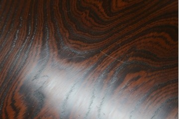 中古　岩谷堂箪笥　力強い木目と重厚感のある金具が目を引くチェスト　(R-075586)
