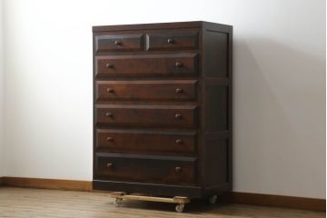 中古　美品　松本民芸家具　D型整理タンス　和洋どちらにも馴染む上品な佇まいのチェスト(整理タンス、洋服タンス、引き出し)(定価約38万円)(R-075605)