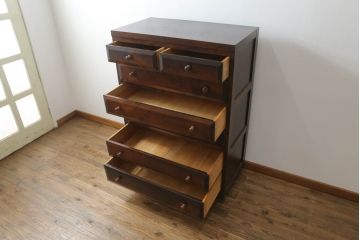 中古　美品　松本民芸家具　D型整理タンス　和洋どちらにも馴染む上品な佇まいのチェスト(整理タンス、洋服タンス、引き出し)(定価約38万円)(R-075605)