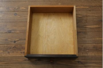 中古　美品　松本民芸家具　D型整理タンス　和洋どちらにも馴染む上品な佇まいのチェスト(整理タンス、洋服タンス、引き出し)(定価約38万円)(R-075605)