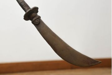 置いてあるだけで存在感がある!堂々とした雰囲気の大きな武将のブロンズ像(酒井忠次?、楠木正成?、置物、オブジェ、店舗什器、ディスプレイ)(R-075611)