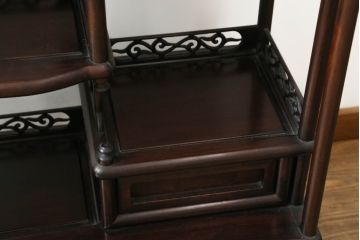 和製ビンテージ　総シタン材　落ち着いた佇まいと凝った意匠が素敵な茶棚(違い棚、飾り棚、収納棚、戸棚、ヴィンテージ)(R-075612)