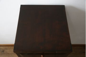 中古　美品　松本民芸家具　シンプルな作りで合わせやすいD型小物整理箪笥(縦型チェスト、引き出し、収納タンス)(定価約27万円)(R-075614)
