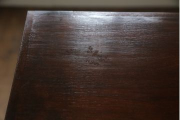 中古　美品　松本民芸家具　シンプルな作りで合わせやすいD型小物整理箪笥(縦型チェスト、引き出し、収納タンス)(定価約27万円)(R-075614)