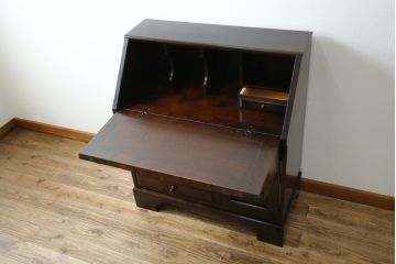 中古　北海道民芸家具　上質な作りが魅力のライティングビューロー(簿記机、ワークデスク、引き出し、在宅用、在宅ワーク用)(定価約34万円)(R-075615)