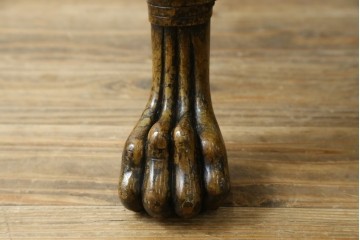 中古　美品　イギリス高級家具　THEODORE ALEXANDER(セオドア・アレキサンダー)　威厳のあるライオンズパウフットが印象的なアームチェア　(R-075626)
