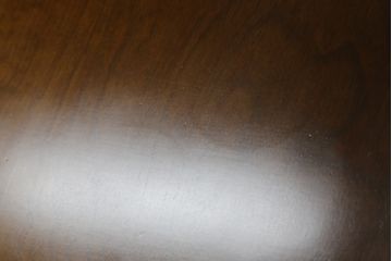 中古　飛騨産業　穂高シリーズ　キツツキマーク　洗練された佇まいが魅力的な丸テーブル(ダイニングテーブル、カフェテーブル、ラウンドテーブル)(R-075627)