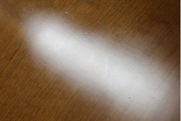 中古　飛騨産業　穂高シリーズ　キツツキマーク　洗練された佇まいが魅力的な丸テーブル(ダイニングテーブル、カフェテーブル、ラウンドテーブル)(R-075627)