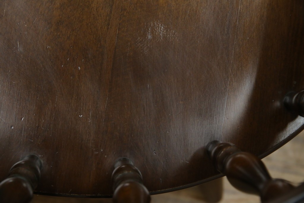 中古　飛騨産業　穂高シリーズ　キツツキマーク　身体をゆったりと包み込むアームチェア　(R-075630)