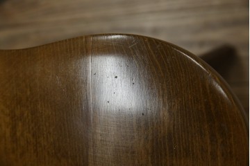 中古　飛騨産業　穂高シリーズ　キツツキマーク　身体をゆったりと包み込むアームチェア　(R-075630)