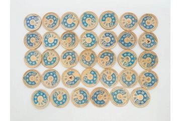 牛乳瓶　ヨーグルト瓶　キャップ　蓋　名糖　森永　明治　小岩井　雪印　88種818枚セット(月曜、水曜、木曜、土曜、日曜、牛乳びん代預り証、ホモ牛乳、ラクト、コーヒー、イチゴ、オレンジ、フルーツ、りんご、トマト、ピーチ、マミー、興真)(R-075642)