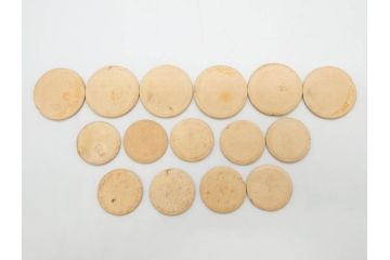 牛乳瓶　ヨーグルト瓶　キャップ　蓋　名糖　森永　明治　小岩井　雪印　88種818枚セット(月曜、水曜、木曜、土曜、日曜、牛乳びん代預り証、ホモ牛乳、ラクト、コーヒー、イチゴ、オレンジ、フルーツ、りんご、トマト、ピーチ、マミー、興真)(R-075642)