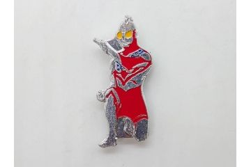 ウルトラマン　ウルトラセブン　怪獣　エンブレム　小学館　円谷プロ　バッチまとめて18個セット(バッジ、TAC、SGM、MAT、美研、科学特捜隊、警備隊)(R-075648)