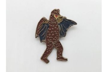 ウルトラマン　ウルトラセブン　怪獣　エンブレム　小学館　円谷プロ　バッチまとめて18個セット(バッジ、TAC、SGM、MAT、美研、科学特捜隊、警備隊)(R-075648)