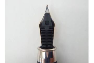 デンマーク　GEORG JENSEN(ジョージ・ジェンセン)　M18K(18金)　925S　万年筆(METAL、DENMARK、シルバー、SILVER、筆記具、文具、箱付き)(R-075649)