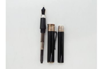 デンマーク　GEORG JENSEN(ジョージ・ジェンセン)　M18K(18金)　925S　万年筆(METAL、DENMARK、シルバー、SILVER、筆記具、文具、箱付き)(R-075649)