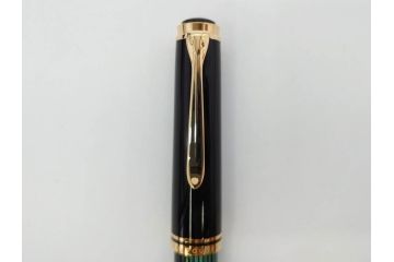 ドイツ　PELIKAN　ペリカン日本(株)社製　スーベレーン　M800　18C-750　F　万年筆(緑縞、グリーン系、ストライプ、INK、インク、筆記具、文具、吸入式、箱付き)(R-075650)