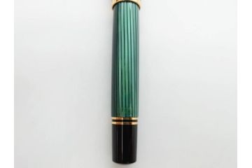 ドイツ　PELIKAN　ペリカン日本(株)社製　スーベレーン　M800　18C-750　F　万年筆(緑縞、グリーン系、ストライプ、INK、インク、筆記具、文具、吸入式、箱付き)(R-075650)