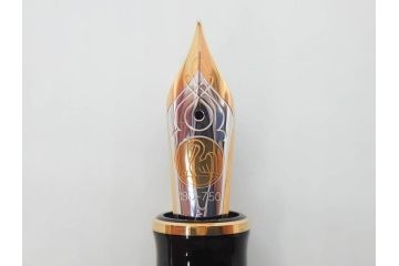 ドイツ　PELIKAN　ペリカン日本(株)社製　スーベレーン　M800　18C-750　F　万年筆(緑縞、グリーン系、ストライプ、INK、インク、筆記具、文具、吸入式、箱付き)(R-075650)
