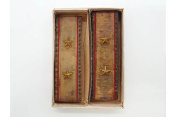 当時物　日本軍　陸軍　中将　肩章2組セット(軍物、ミリタリー、階級章、軍服小物、箱付き)(R-075658)