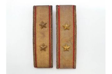 当時物　日本軍　陸軍　中将　肩章2組セット(軍物、ミリタリー、階級章、軍服小物、箱付き)(R-075658)