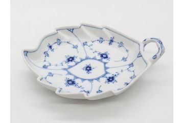 デンマーク　ROYAL COPENHAGEN(ロイヤルコペンハーゲン)　ブルーフルーテッド　ハーフレース　プレイン　リーフディッシュ・オープンシュガー・ボウル・絵皿(小皿)　まとめて10点セット(プレート、変形皿、洋食器)(R-075659)