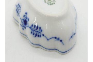 デンマーク　ROYAL COPENHAGEN(ロイヤルコペンハーゲン)　ブルーフルーテッド　ハーフレース　プレイン　リーフディッシュ・オープンシュガー・ボウル・絵皿(小皿)　まとめて10点セット(プレート、変形皿、洋食器)(R-075659)