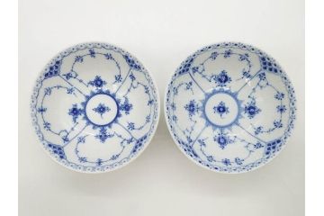 デンマーク　ROYAL COPENHAGEN(ロイヤルコペンハーゲン)　ブルーフルーテッド　ハーフレース　プレイン　リーフディッシュ・オープンシュガー・ボウル・絵皿(小皿)　まとめて10点セット(プレート、変形皿、洋食器)(R-075659)