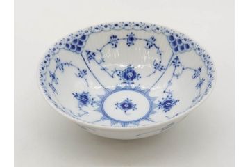 デンマーク　ROYAL COPENHAGEN(ロイヤルコペンハーゲン)　ブルーフルーテッド　ハーフレース　プレイン　リーフディッシュ・オープンシュガー・ボウル・絵皿(小皿)　まとめて10点セット(プレート、変形皿、洋食器)(R-075659)
