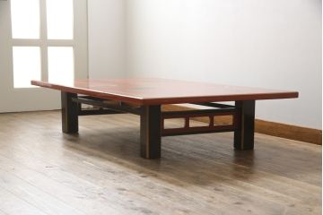 中古　美品　輪島塗り　漆塗り　百人一首の絵柄が趣を感じさせる座卓(ローテーブル、センターテーブル、リビングテーブル)(R-075660)