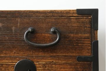 和製アンティーク　総桐(キリ)材　時代を感じる佇まいが印象的な関東帳場箪笥(時代箪笥、総桐箪笥、総桐たんす、和タンス、収納たんす、整理タンス、引き出し)(R-075661)