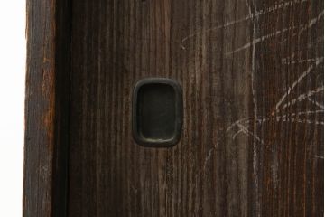 和製アンティーク　総桐(キリ)材　時代を感じる佇まいが印象的な関東帳場箪笥(時代箪笥、総桐箪笥、総桐たんす、和タンス、収納たんす、整理タンス、引き出し)(R-075661)