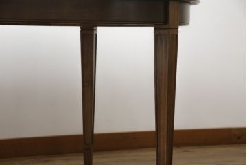 中古　maruni(マルニ木工)　オーバル　品のある佇まいが魅力のダイニングテーブル(食卓、4人掛け、6人掛け)(R-075664)