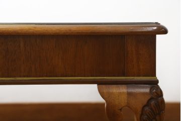 中古　美品　DREXEL HERITAGE(ドレクセルヘリテイジ)　なめらかな猫脚が目を惹くセンターテーブル(ローテーブル、リビングテーブル)(R-075665)