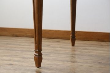 中古　希少モデル!!　DREXEL HERITAGE(ドレクセルヘリテイジ)　Grand Villa(グランドヴィラ)　凝った天板のデザインがおしゃれなダイニングテーブル(エクステンションテーブル、パーティーテーブル、4人掛け、6人掛け)(R-075679)