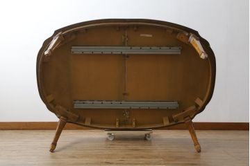 中古　希少モデル!!　DREXEL HERITAGE(ドレクセルヘリテイジ)　Grand Villa(グランドヴィラ)　凝った天板のデザインがおしゃれなダイニングテーブル(エクステンションテーブル、パーティーテーブル、4人掛け、6人掛け)(R-075679)