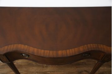 中古　美品　ドレクセル　DREXEL HERITAGE(ドレクセルヘリテイジ)　洗練された上品なデザインが魅力のコンソールテーブル(平机、引き出、サイドテーブル)(R-075680)