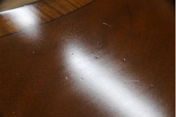 中古　美品　ドレクセル　DREXEL HERITAGE(ドレクセルヘリテイジ)　洗練された上品なデザインが魅力のコンソールテーブル(平机、引き出、サイドテーブル)(R-075680)