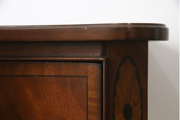 中古　美品　ドレクセル　DREXEL HERITAGE(ドレクセルヘリテイジ)　洗練された上品なデザインが魅力のコンソールテーブル(平机、引き出、サイドテーブル)(R-075680)