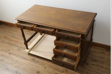 中古　三越家具　カントリーハウス　希少な絶版品!!　ブルージュ　挽き物加工や引手のデザインがおしゃれ!クラシカルな雰囲気を高めるデスク(片袖机、ワークデスク、在宅用、在宅ワーク用)(R-075681)