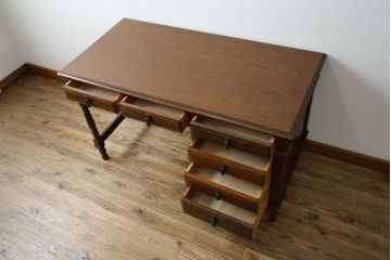 中古　三越家具　カントリーハウス　希少な絶版品!!　ブルージュ　挽き物加工や引手のデザインがおしゃれ!クラシカルな雰囲気を高めるデスク(片袖机、ワークデスク、在宅用、在宅ワーク用)(R-075681)