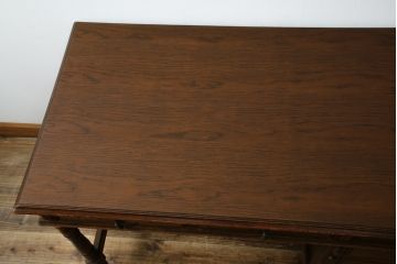 中古　三越家具　カントリーハウス　希少な絶版品!!　ブルージュ　挽き物加工や引手のデザインがおしゃれ!クラシカルな雰囲気を高めるデスク(片袖机、ワークデスク、在宅用、在宅ワーク用)(R-075681)