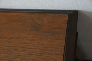 中古　三越家具　カントリーハウス　希少な絶版品!!　ブルージュ　挽き物加工や引手のデザインがおしゃれ!クラシカルな雰囲気を高めるデスク(片袖机、ワークデスク、在宅用、在宅ワーク用)(R-075681)