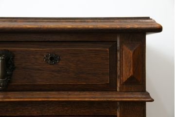 中古　三越家具　カントリーハウス　希少な絶版品!!　ブルージュ　挽き物加工や引手のデザインがおしゃれ!クラシカルな雰囲気を高めるデスク(片袖机、ワークデスク、在宅用、在宅ワーク用)(R-075681)