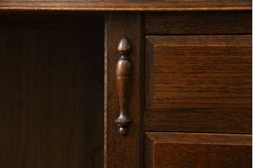 中古　三越家具　カントリーハウス　希少な絶版品!!　ブルージュ　挽き物加工や引手のデザインがおしゃれ!クラシカルな雰囲気を高めるデスク(片袖机、ワークデスク、在宅用、在宅ワーク用)(R-075681)