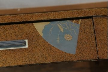 和製ビンテージ　最高級　輪島塗り　梨地の繊細な色づかいが美しい文机(座机、ローテーブル、センターテーブル、在宅用、在宅ワーク用、ヴィンテージ)(R-075682)